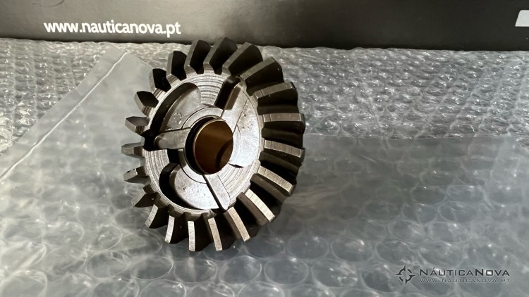 JOHNSON EVINRUDE OMC FORWARD GEAR ASSY 0390295