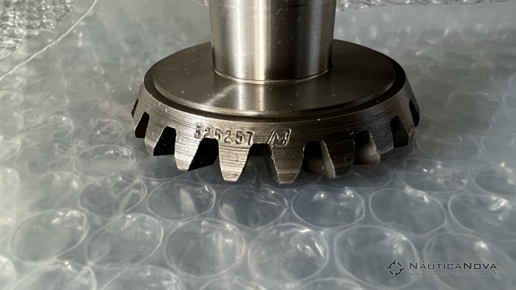 JOHNSON EVINRUDE OMC FORWARD GEAR ASSY 0390295