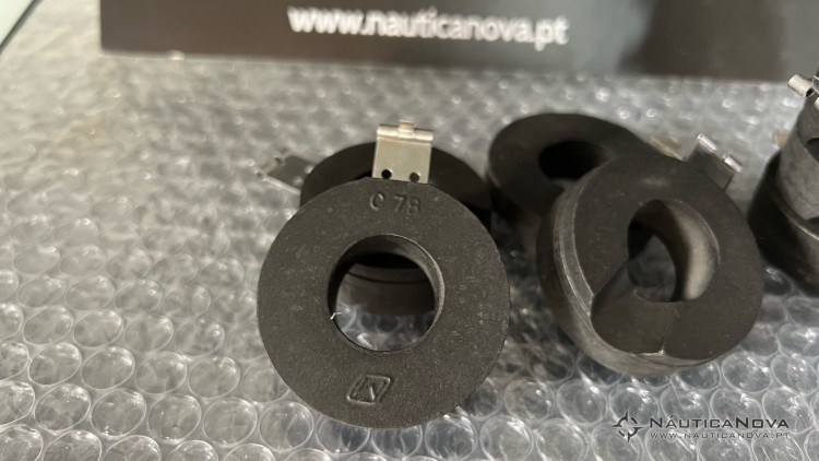 B&Oacute;IA DO CARBURADOR - Johnson Evinrude Float 382363