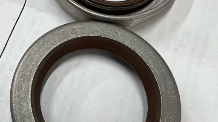 CR (SKF) Radial Shaft Seal
