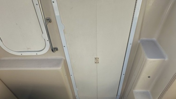 Monterey 235 Montura