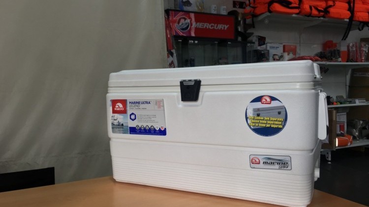 Geleira IGLOO MARINE ULTRA 68L