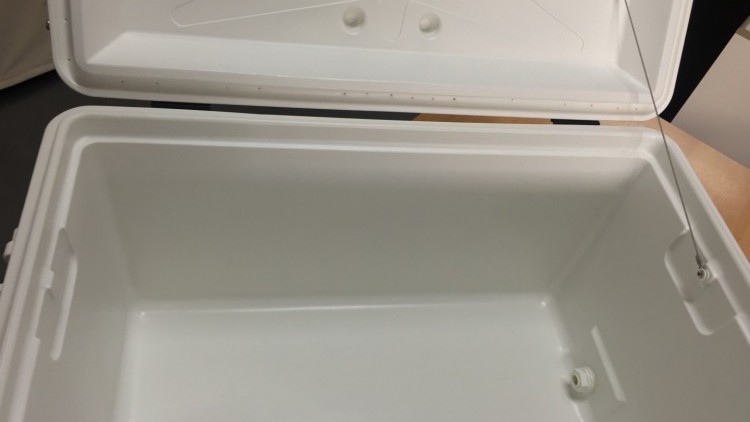 Geleira IGLOO MARINE ULTRA 68L